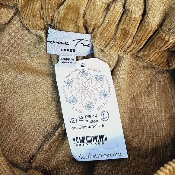 Love Tree Camel Corduroy High Waisted Paperbag Shorts NWT - Picture 3 of 5